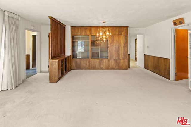 5374 S Centinela Avenue, Los Angeles, CA 90066