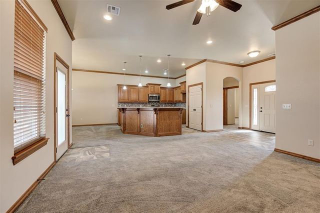 849 SW 10th Street, Moore, OK 73160