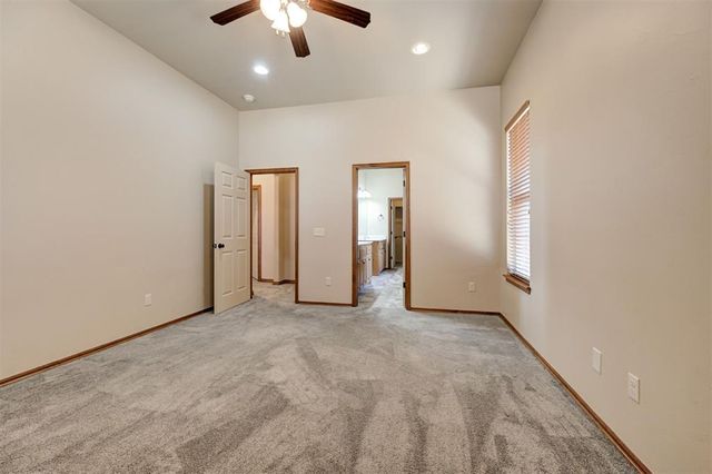 849 SW 10th Street, Moore, OK 73160