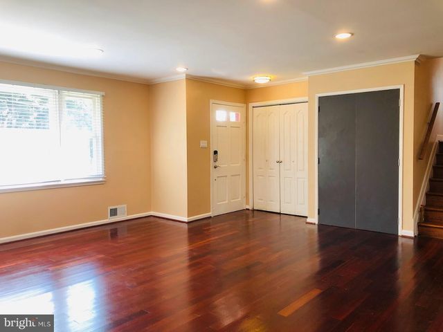 7110 CINDY LN, Annandale, VA 22003