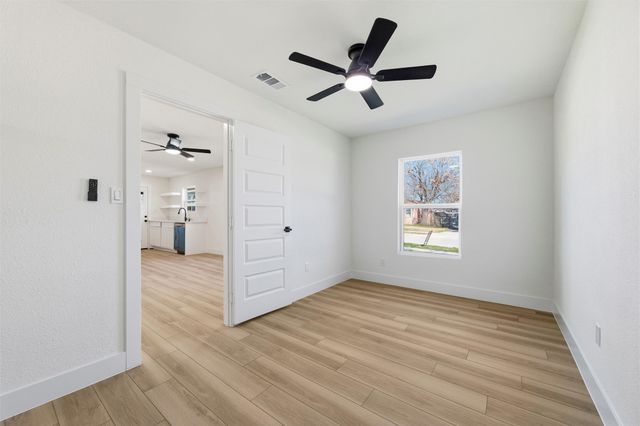 1410 Tanglewood Lane, Garland, TX 75042