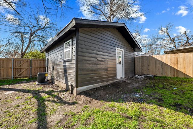 1410 Tanglewood Lane, Garland, TX 75042