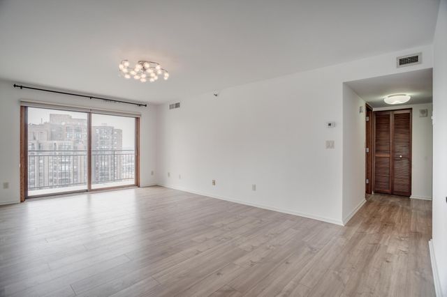 1225 Lasalle Avenue 1704, Minneapolis, MN 55403