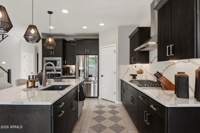 9022 W SAN MIGUEL Avenue, Glendale, AZ 85305