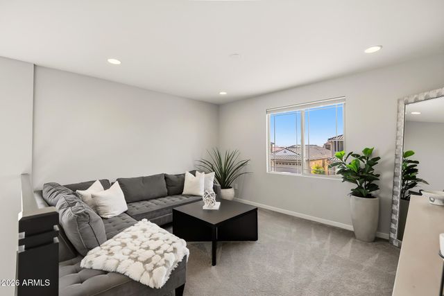 9022 W SAN MIGUEL Avenue, Glendale, AZ 85305