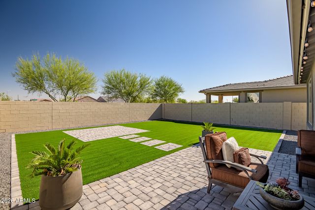 9022 W SAN MIGUEL Avenue, Glendale, AZ 85305