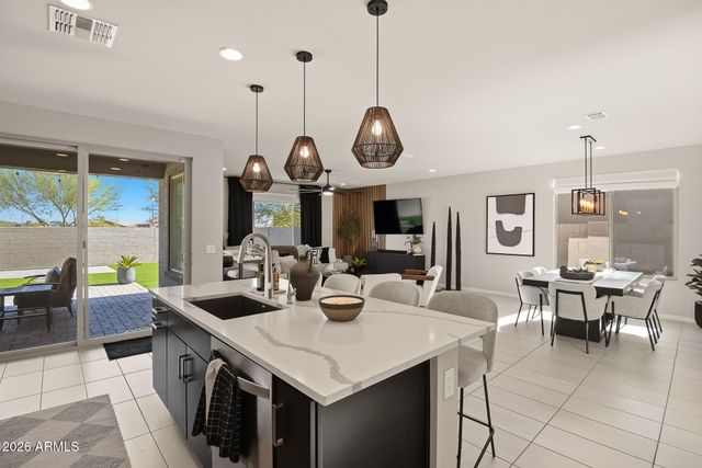 9022 W SAN MIGUEL Avenue, Glendale, AZ 85305