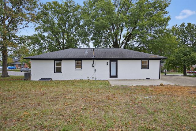 229 Lynn Drive, Lawrenceburg, KY 40342