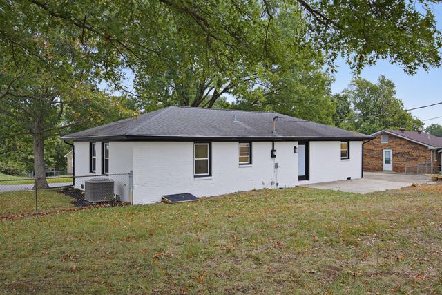 229 Lynn Drive, Lawrenceburg, KY 40342