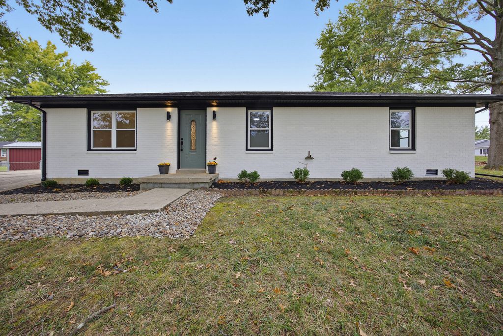 229 Lynn Drive, Lawrenceburg, KY 40342