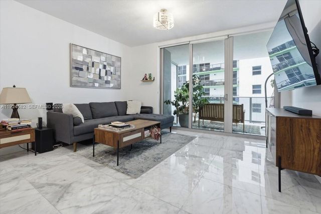 488 NE 18th St 1806, Miami, FL 33132