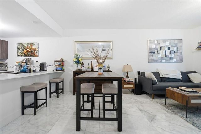 488 NE 18th St 1806, Miami, FL 33132