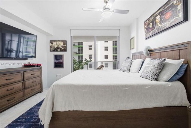 488 NE 18th St 1806, Miami, FL 33132