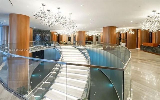 488 NE 18th St 1806, Miami, FL 33132