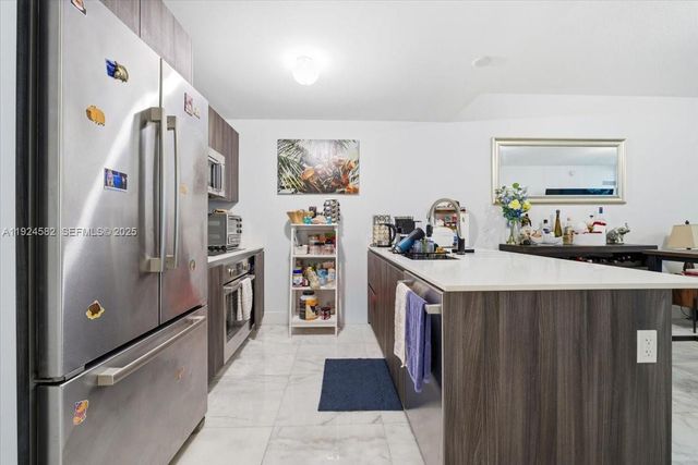 488 NE 18th St 1806, Miami, FL 33132