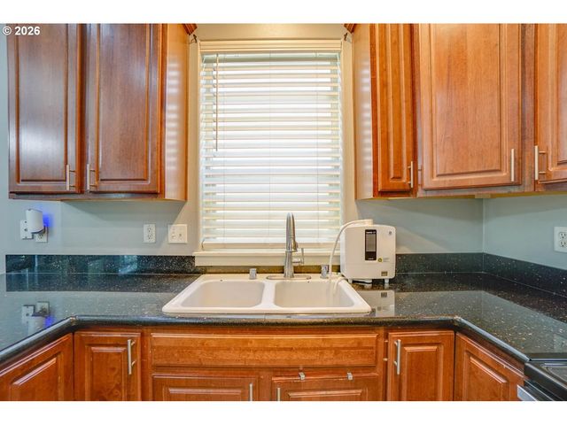 5320 Ne 54TH St, Vancouver, WA 98661
