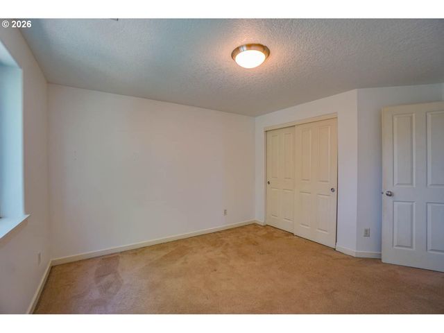 5320 Ne 54TH St, Vancouver, WA 98661
