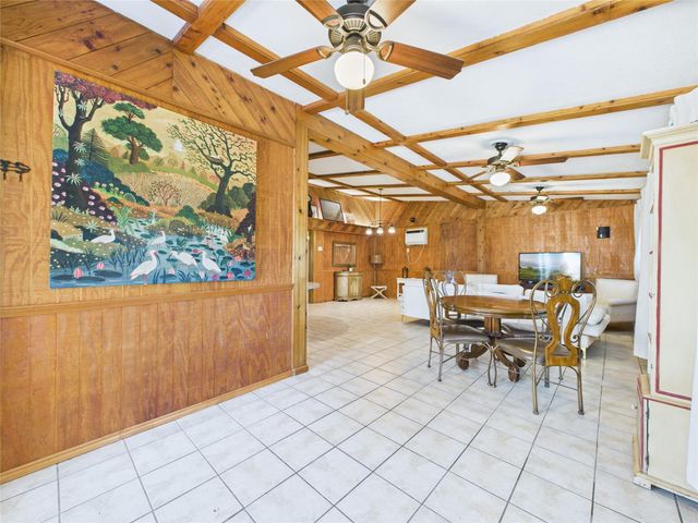 713 6th Street, San Leon, TX 77539