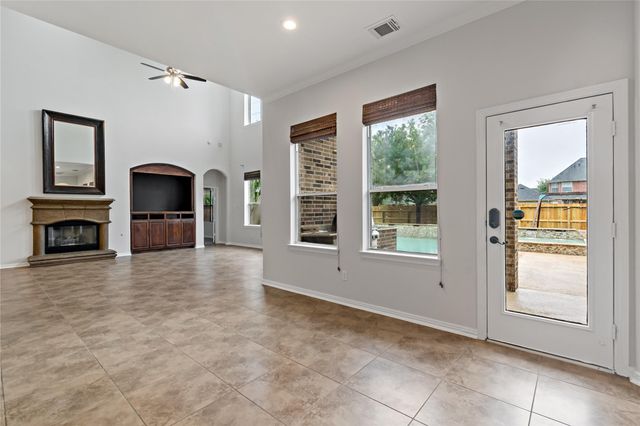 8835 Stowe Creek Lane, Missouri City, TX 77459
