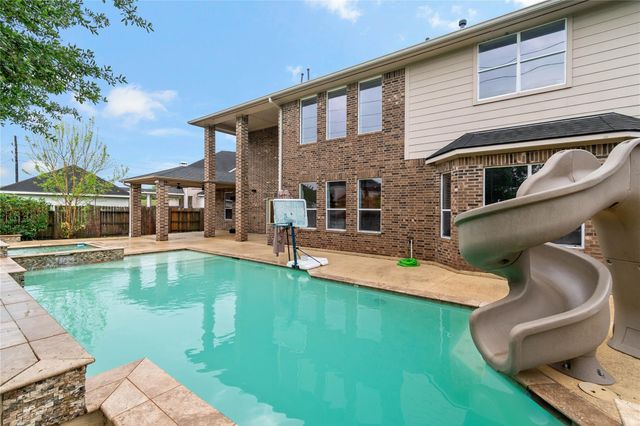 8835 Stowe Creek Lane, Missouri City, TX 77459