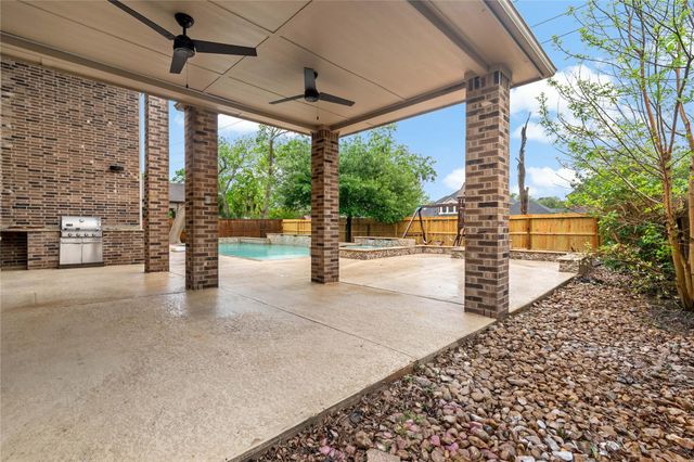 8835 Stowe Creek Lane, Missouri City, TX 77459