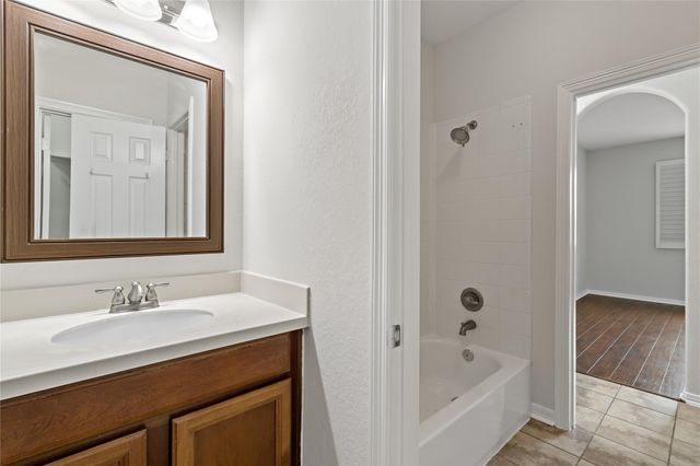8835 Stowe Creek Lane, Missouri City, TX 77459
