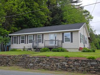 5 Church Street, Springfield, VT 05150