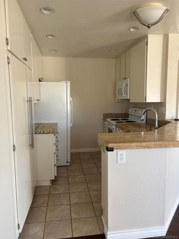 9730 Mesa Springs 22, San Diego, CA 92126