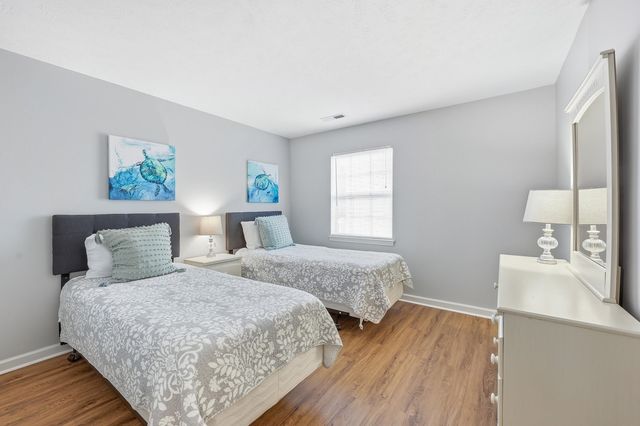 23 Pinehurst Ln Unit 1E, Pawleys Island, SC 29585