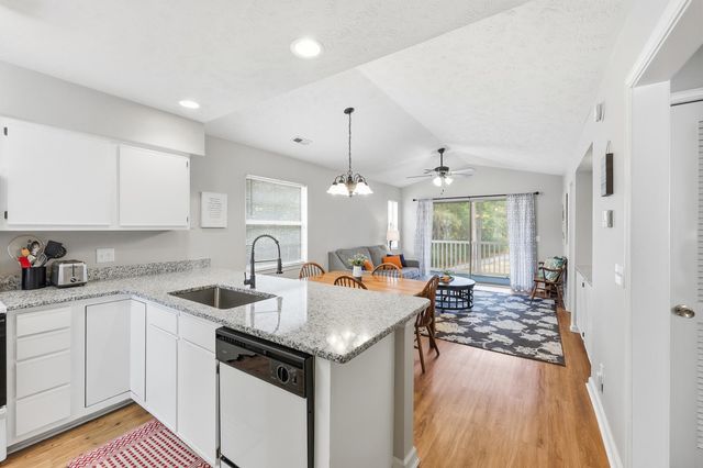 23 Pinehurst Ln Unit 1E, Pawleys Island, SC 29585