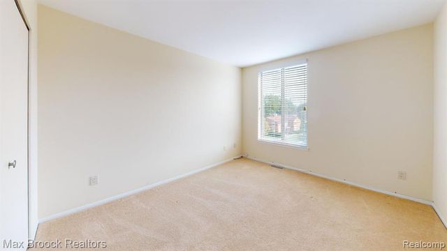 600 W Brown Street 309, Birmingham, MI 48009