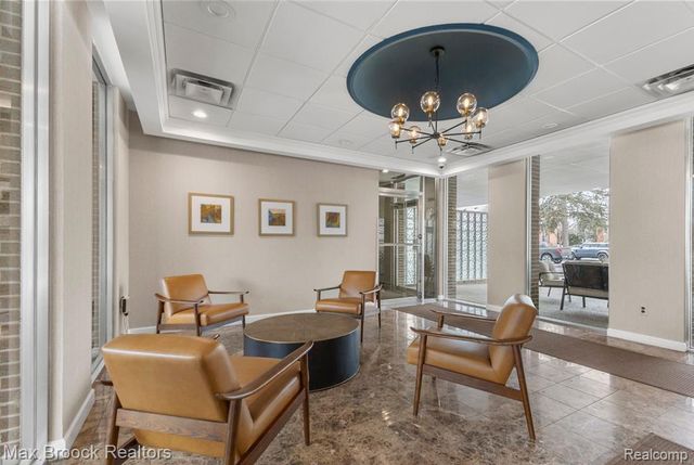 600 W Brown Street 309, Birmingham, MI 48009