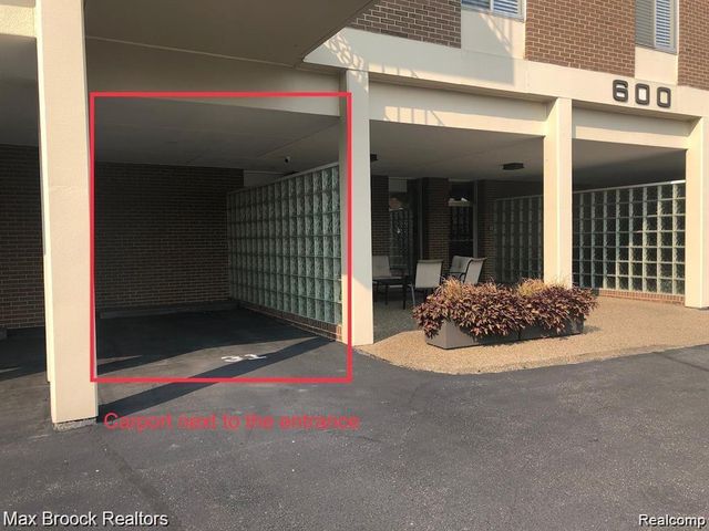 600 W Brown Street 309, Birmingham, MI 48009