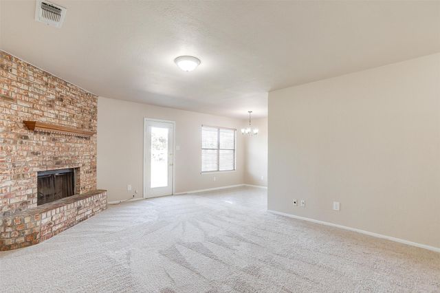 2295 E Renfro Street, Burleson, TX 76028