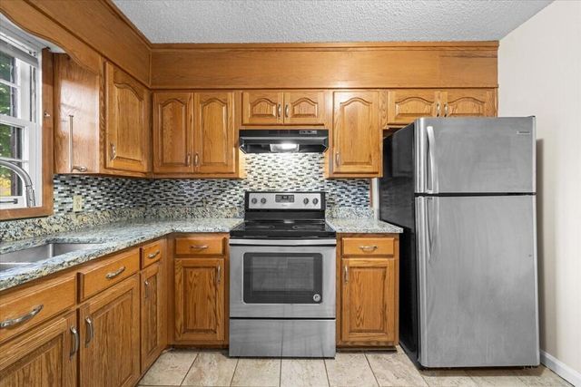 1961 Meadowbrook Circle NW, Dalton, GA 30720