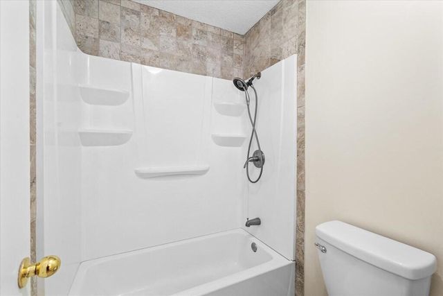 1961 Meadowbrook Circle NW, Dalton, GA 30720