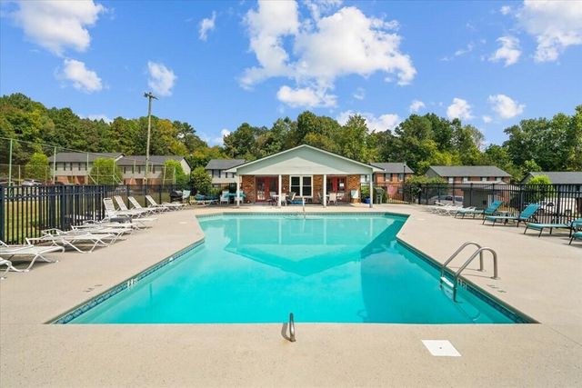 1961 Meadowbrook Circle NW, Dalton, GA 30720