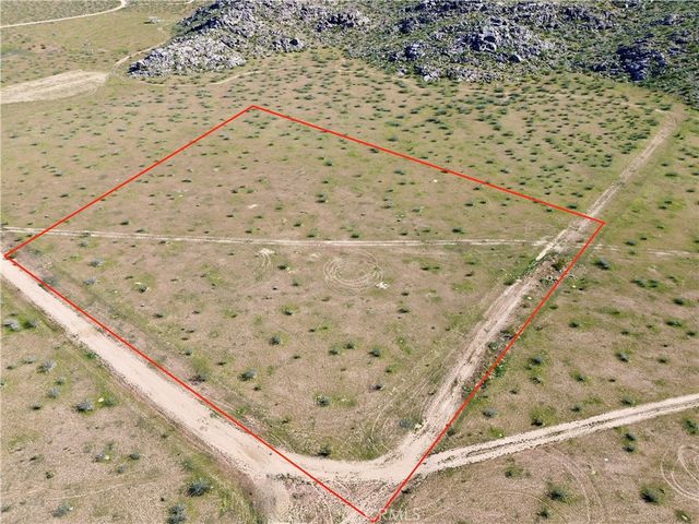 11311 La Mesa, Apple Valley, CA 92307