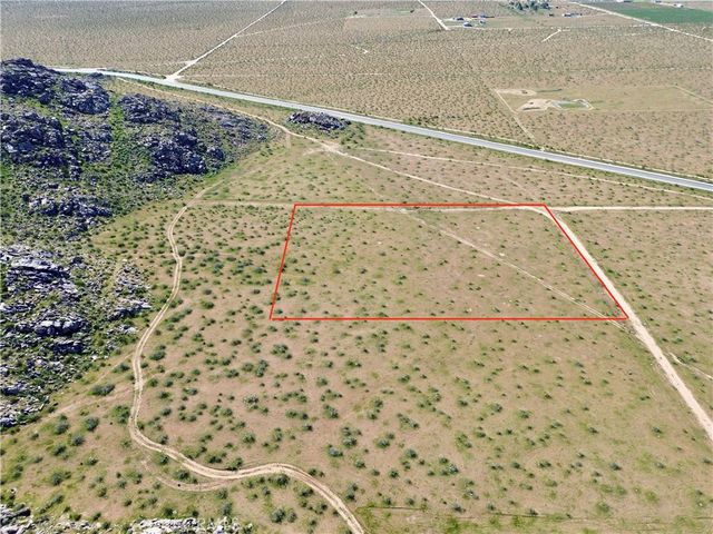 11311 La Mesa, Apple Valley, CA 92307