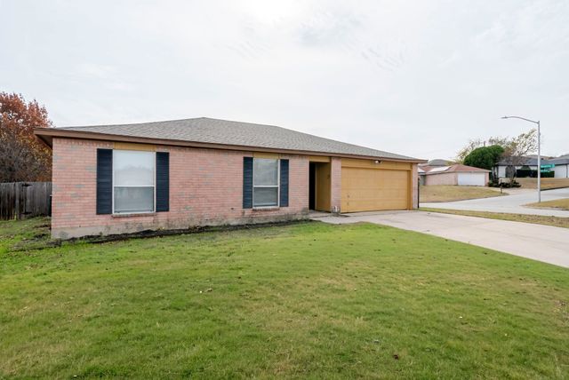825 Reveille Road, Fort Worth, TX 76108