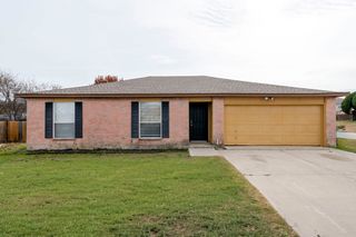 825 Reveille Road, Fort Worth, TX 76108