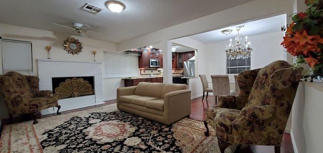 502 Forest Circle, Irving, TX 75062