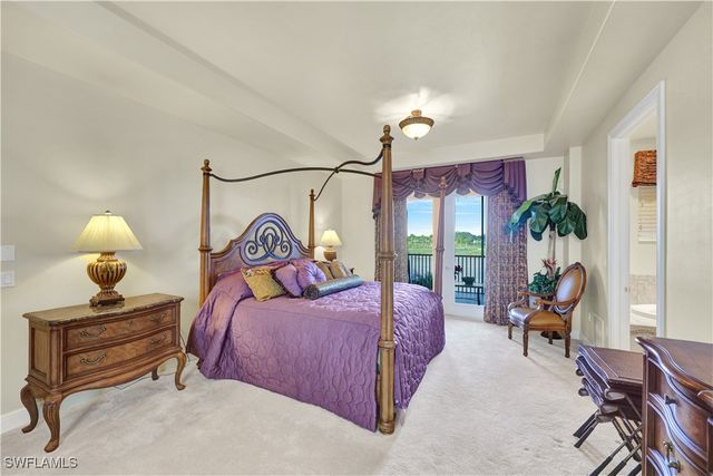 530 Avellino Isles CIR 7-201, Naples, FL 34119