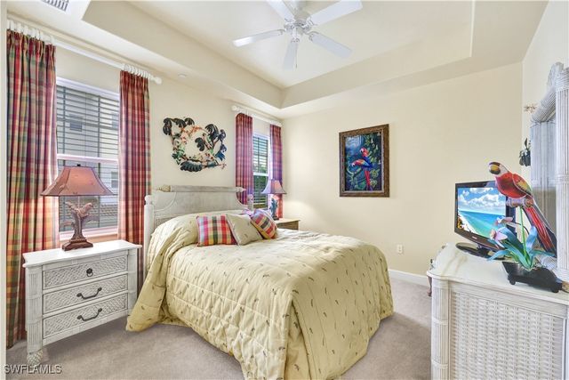 530 Avellino Isles CIR 7-201, Naples, FL 34119