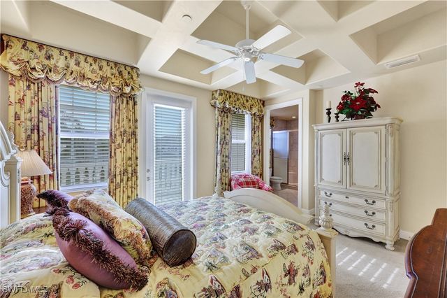 530 Avellino Isles CIR 7-201, Naples, FL 34119