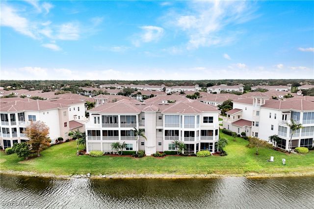 530 Avellino Isles CIR 7-201, Naples, FL 34119