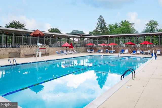 3360 GLENEAGLES DR #71-2B, Silver Spring, MD 20906