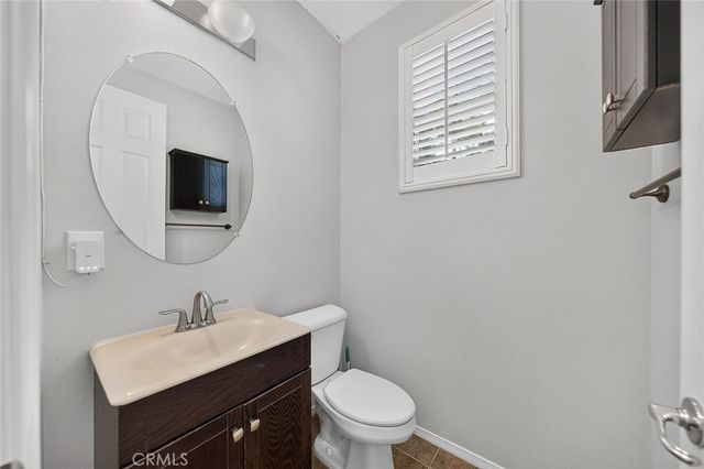 8202 Garden Gate, Chino, CA 91708