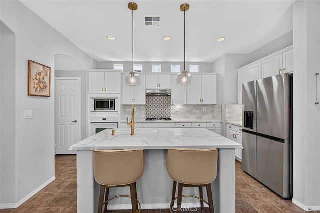 8202 Garden Gate, Chino, CA 91708