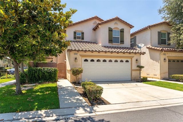 8202 Garden Gate, Chino, CA 91708